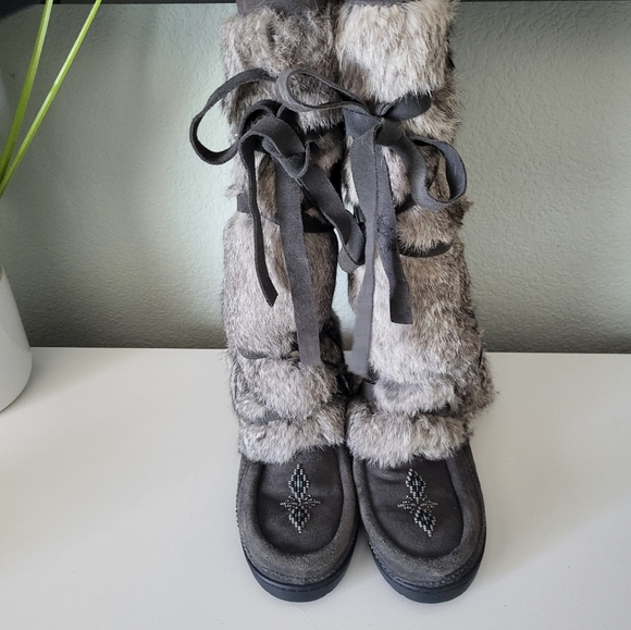 Tall Wrap Manitoba Mukluks - Picture 3 of 10